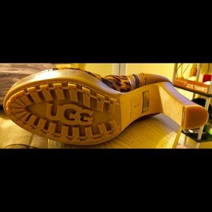 Ugg tan leather and leopard boot